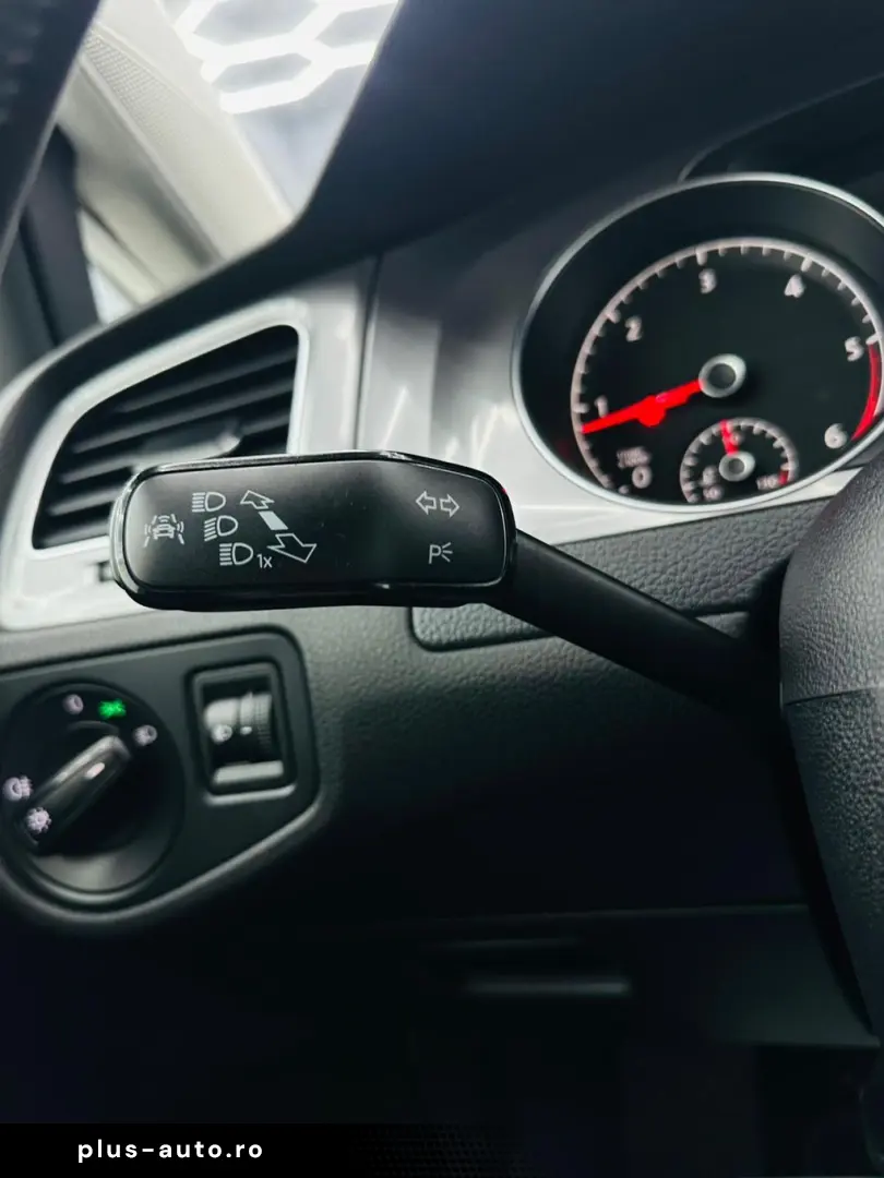 VOLKSWAGEN GOLF 2013 1.6D E5 Garantie 12 Luni Rate Avans 0 D