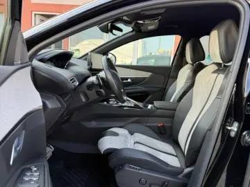 Peugeot 3008 Gen-Ii-2016