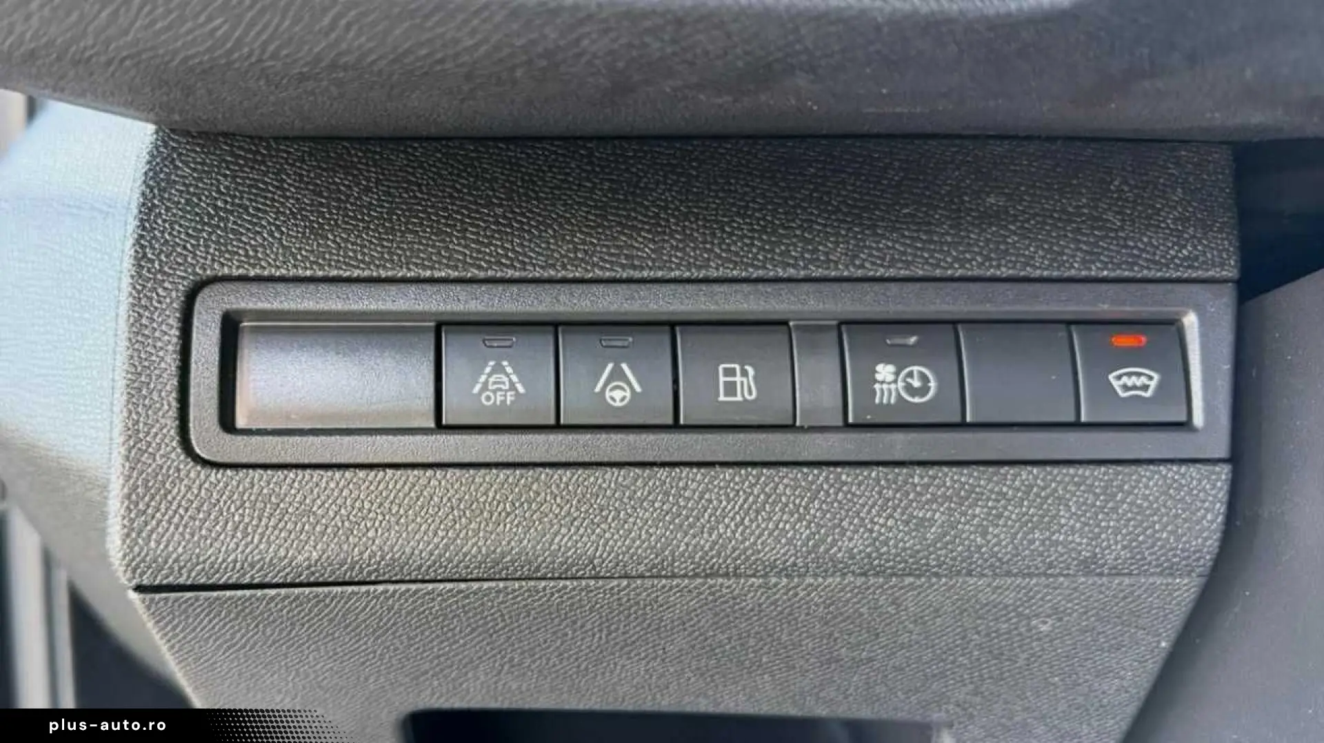 Peugeot 3008 Gen-Ii-2016