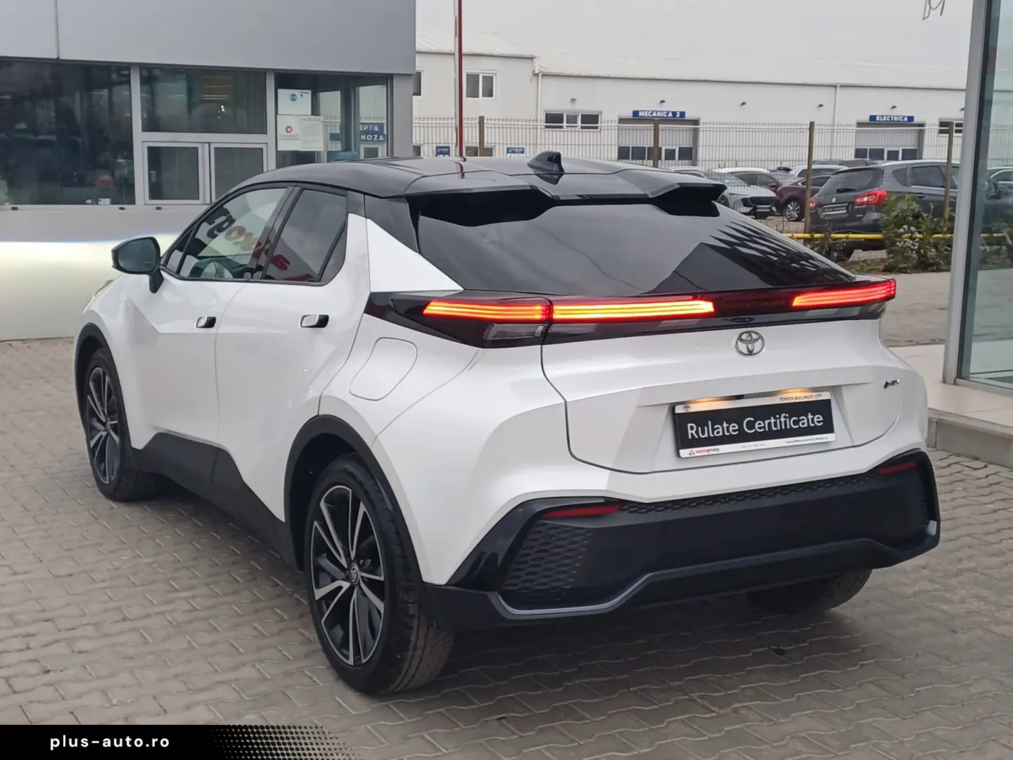 TOYOTA C-HR 1.8 Hybrid 140 CP Exclusive