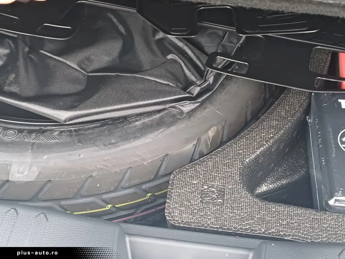 TOYOTA C-HR 1.8 Hybrid 140 CP Exclusive