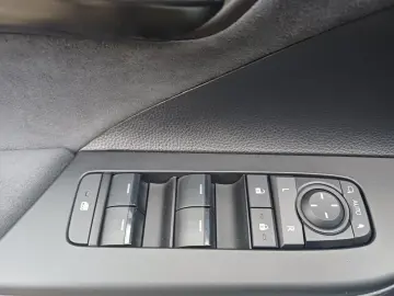 TOYOTA C-HR 1.8 Hybrid 140 CP Exclusive