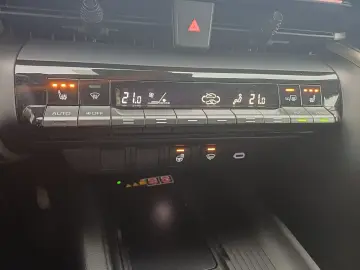 TOYOTA C-HR 1.8 Hybrid 140 CP Exclusive