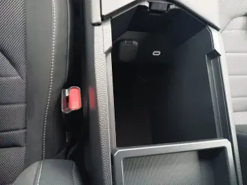 TOYOTA C-HR 1.8 Hybrid 140 CP Exclusive