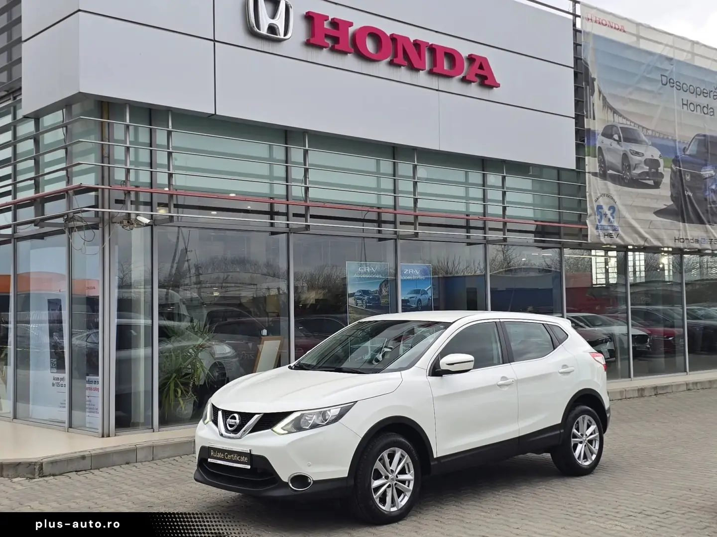 Nissan QASHQAI Accenta 1.6 Diesel - 130 CP 4x4
