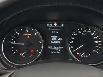 Nissan QASHQAI Accenta 1.6 Diesel - 130 CP 4x4