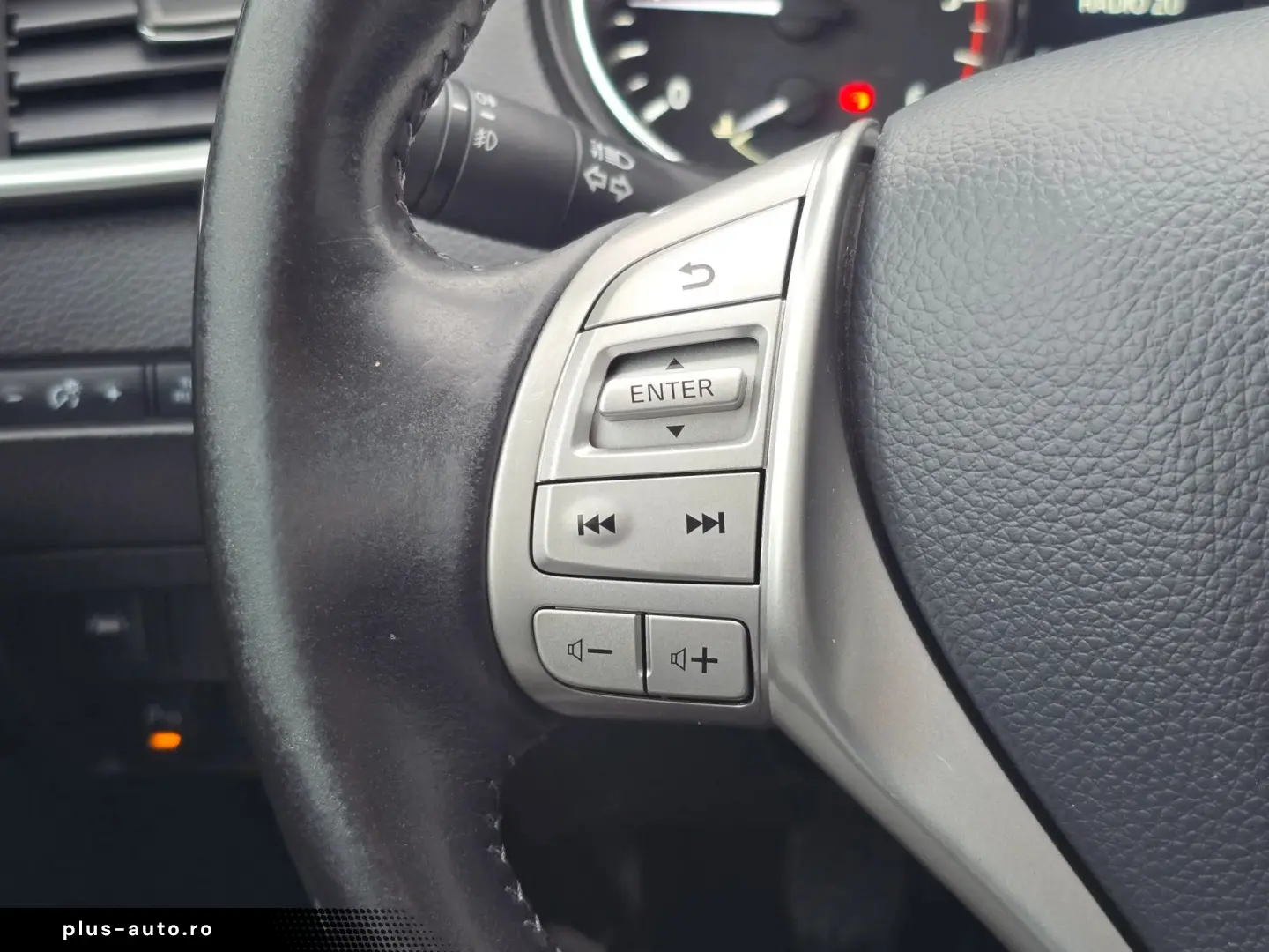 Nissan QASHQAI Accenta 1.6 Diesel - 130 CP 4x4