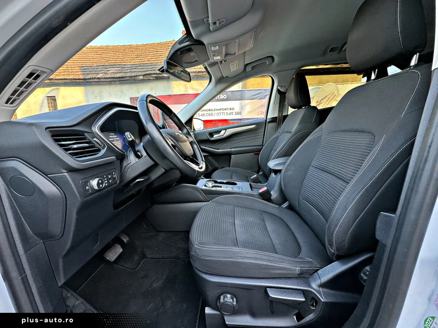 FORD Kuga Plug In Hybrid Titanium