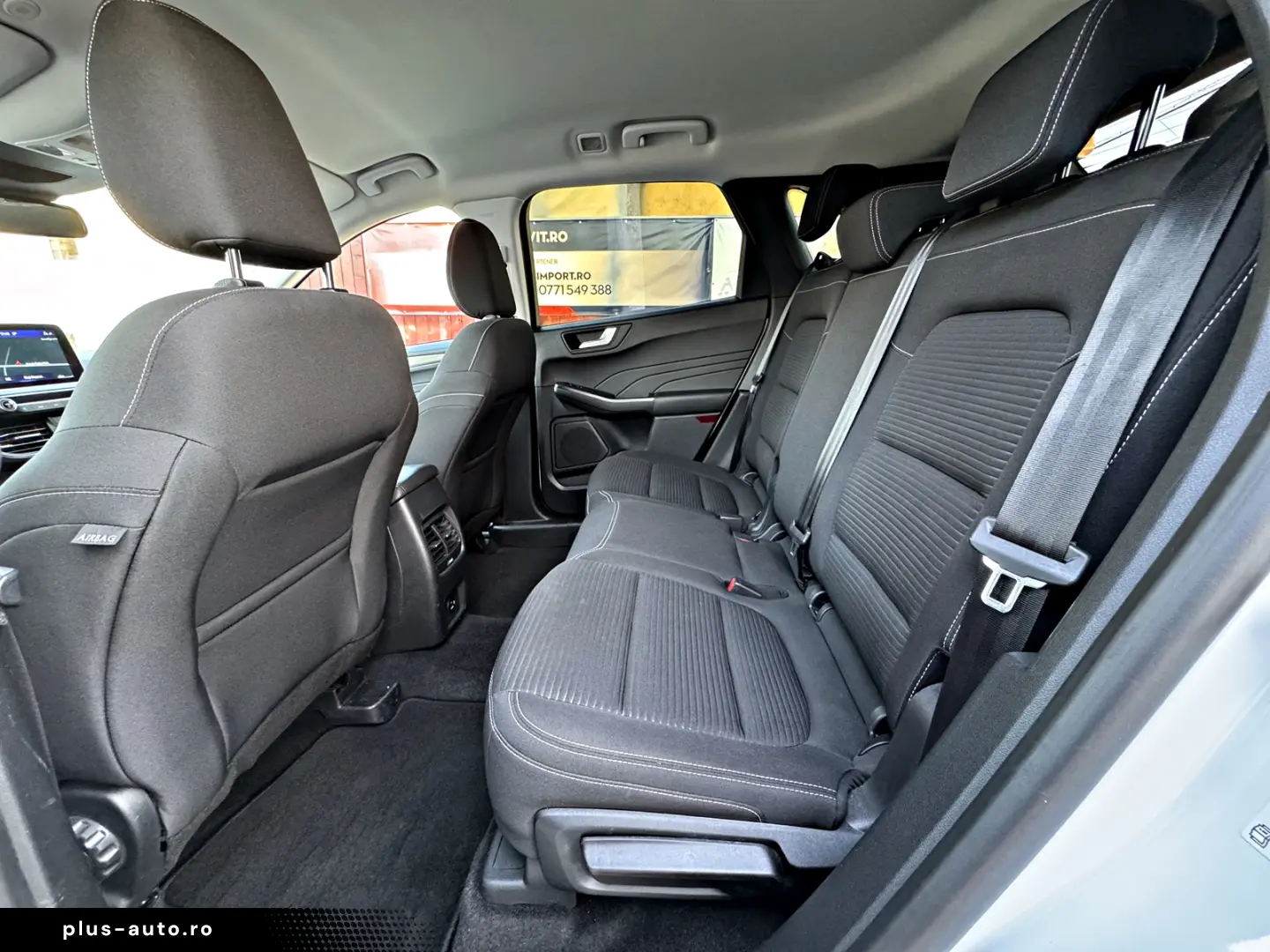 FORD Kuga Plug In Hybrid Titanium