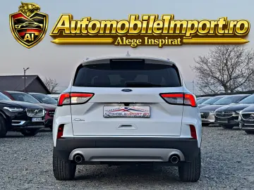 FORD Kuga Plug In Hybrid Titanium