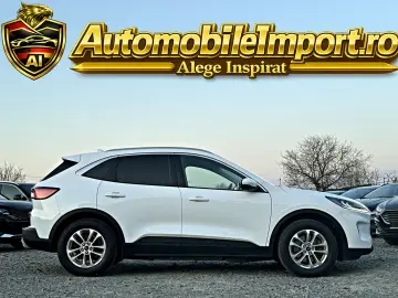 FORD Kuga Plug In Hybrid Titanium