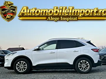 FORD Kuga Plug In Hybrid Titanium