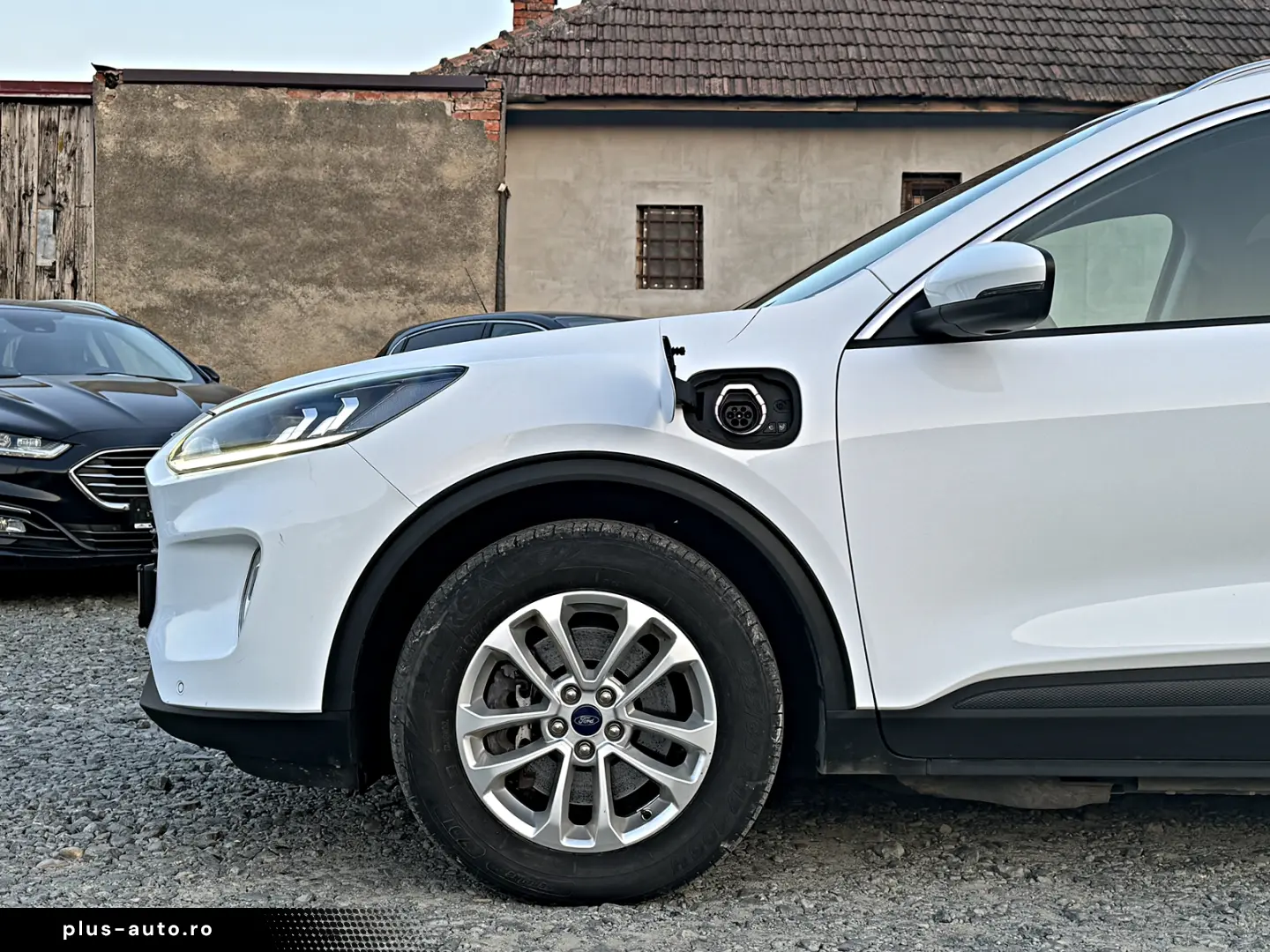 FORD Kuga Plug In Hybrid Titanium