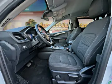 FORD Kuga Plug In Hybrid Titanium