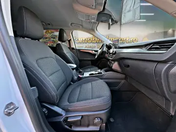 FORD Kuga Plug In Hybrid Titanium