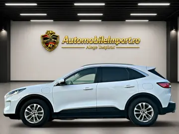 FORD Kuga Plug In Hybrid Titanium