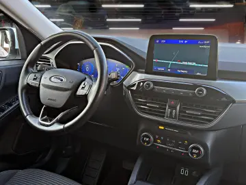 FORD Kuga Plug In Hybrid Titanium