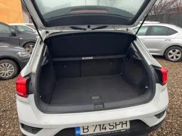 T-Roc-Design benzina CumpRoNouLeasingOperat TVA ded