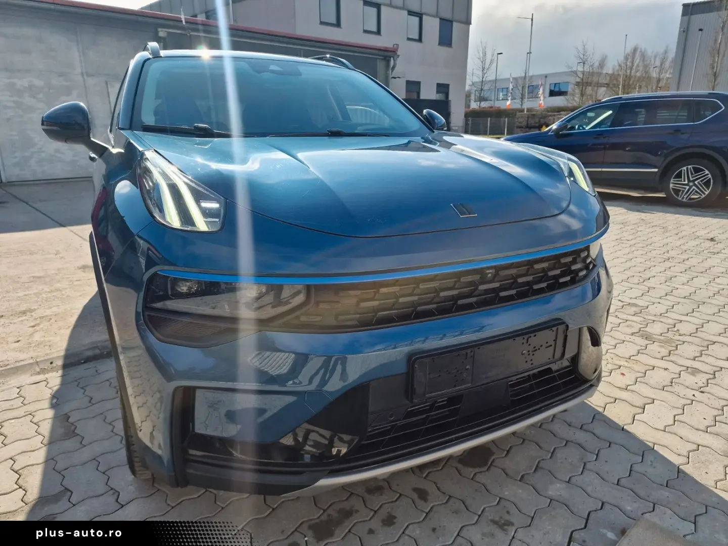 LYNC AND CO 01 1.5 TD PHEV 192 kW  Pano-Schiebe Kamera 360