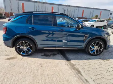 LYNC AND CO 01 1.5 TD PHEV 192 kW  Pano-Schiebe Kamera 360