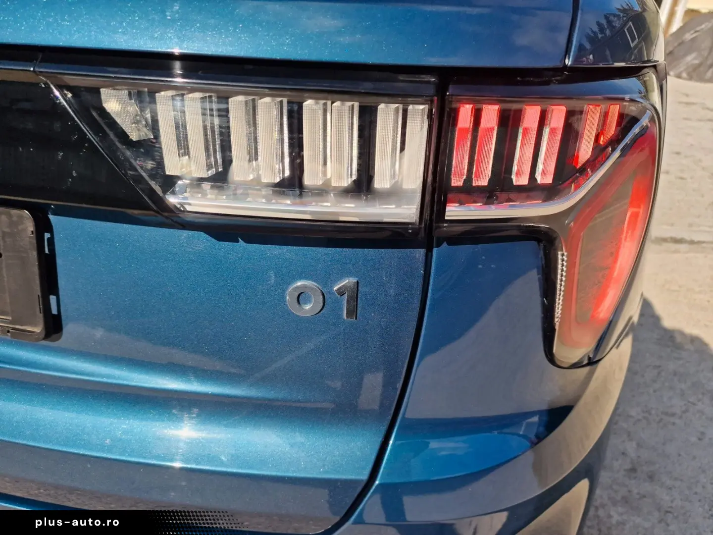 LYNC AND CO 01 1.5 TD PHEV 192 kW  Pano-Schiebe Kamera 360