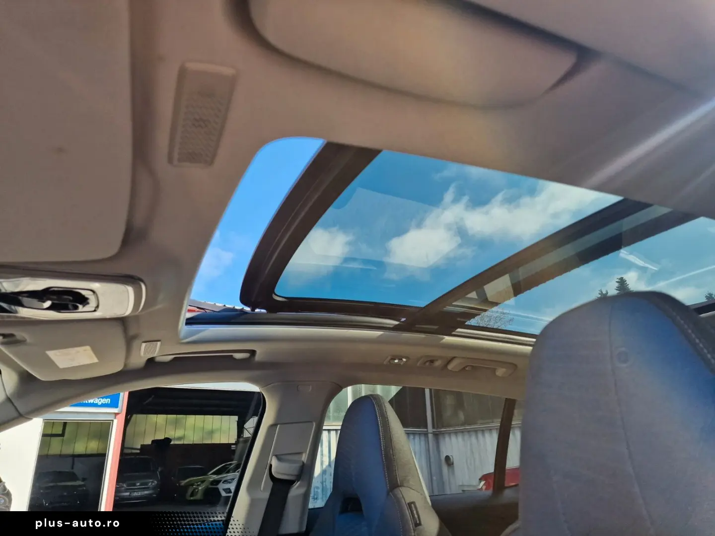 LYNC AND CO 01 1.5 TD PHEV 192 kW  Pano-Schiebe Kamera 360