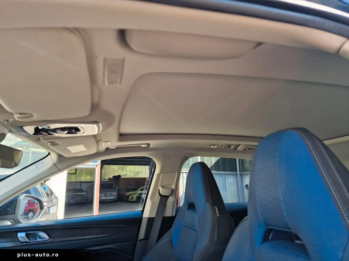 LYNC AND CO 01 1.5 TD PHEV 192 kW  Pano-Schiebe Kamera 360