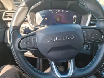 LYNC AND CO 01 1.5 TD PHEV 192 kW  Pano-Schiebe Kamera 360