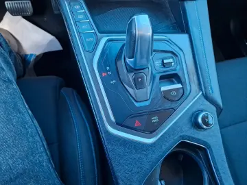 LYNC AND CO 01 1.5 TD PHEV 192 kW  Pano-Schiebe Kamera 360