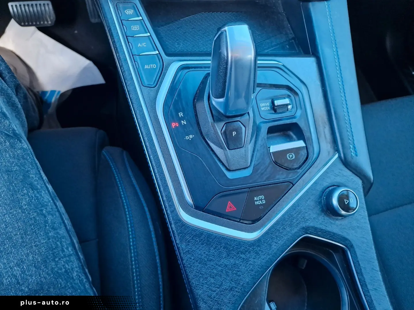 LYNC AND CO 01 1.5 TD PHEV 192 kW  Pano-Schiebe Kamera 360