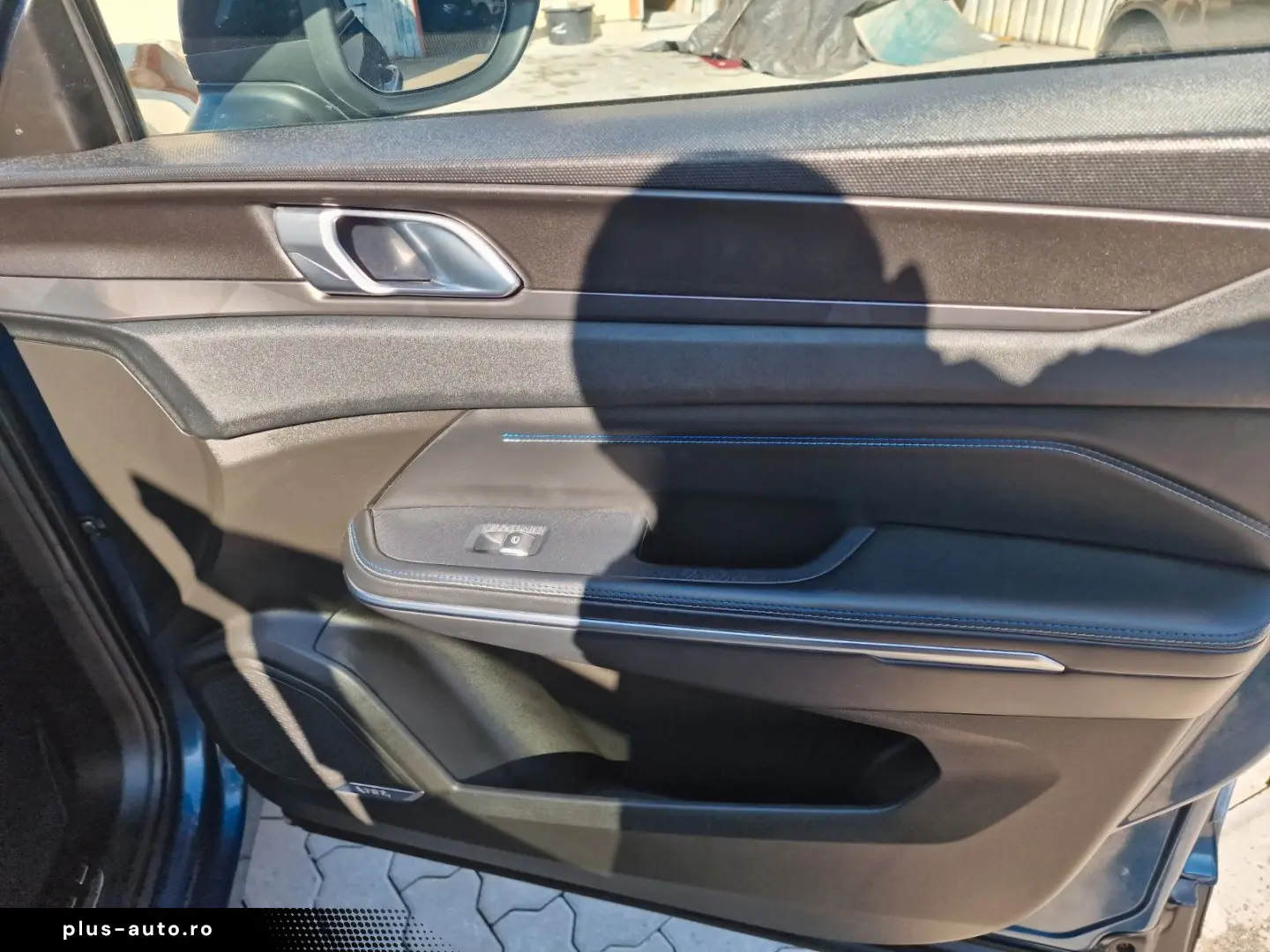 LYNC AND CO 01 1.5 TD PHEV 192 kW  Pano-Schiebe Kamera 360