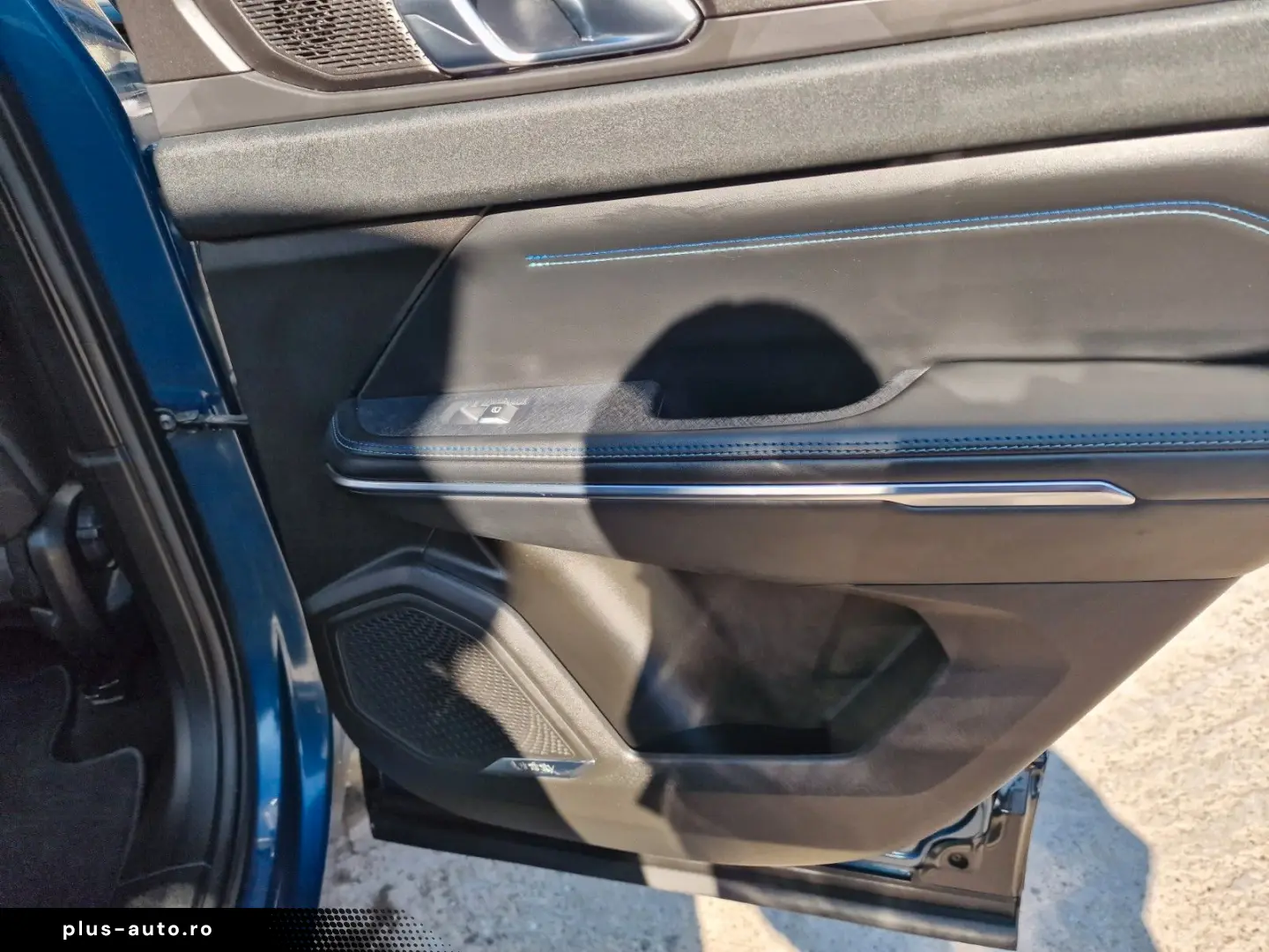 LYNC AND CO 01 1.5 TD PHEV 192 kW  Pano-Schiebe Kamera 360