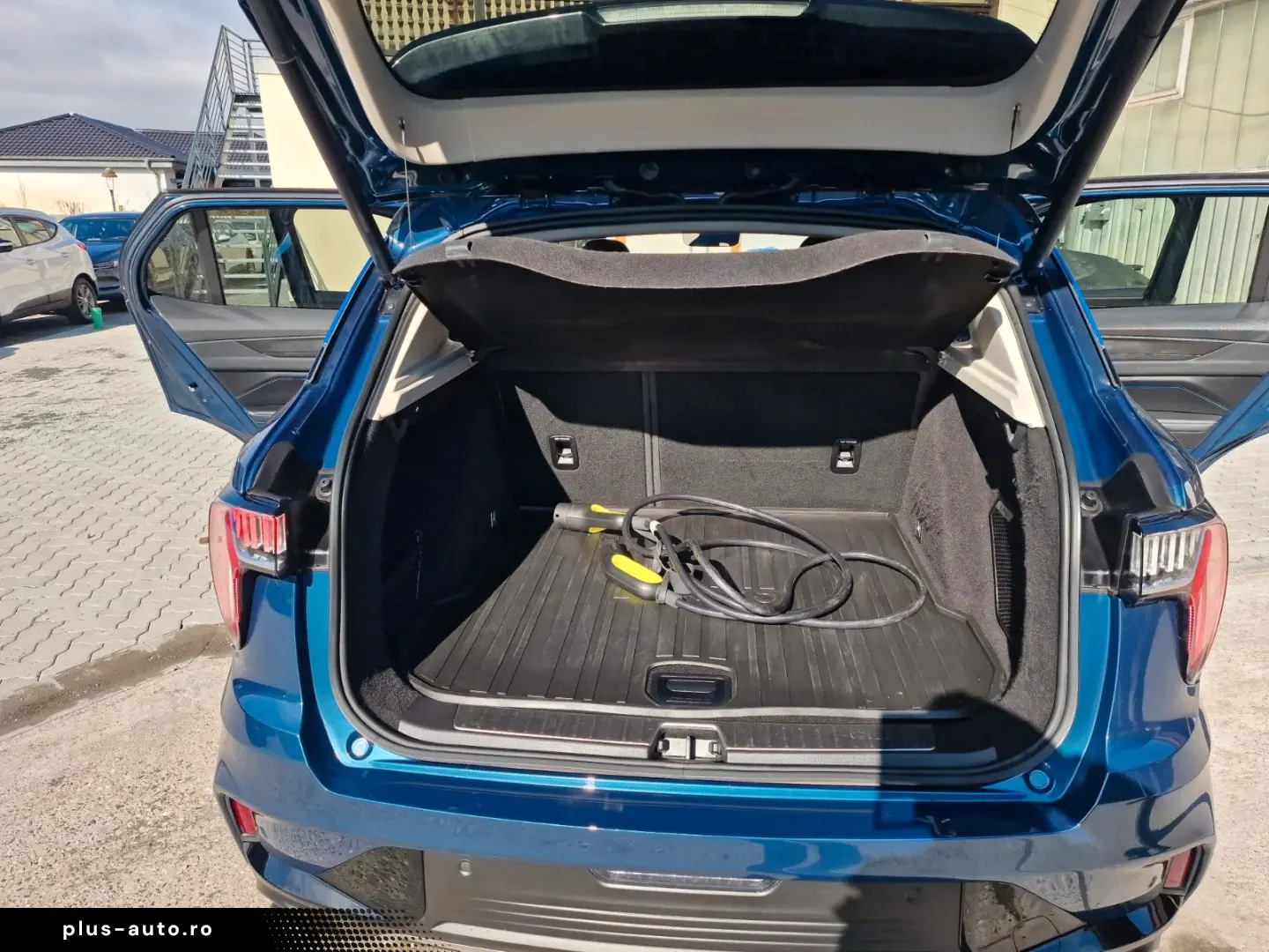 LYNC AND CO 01 1.5 TD PHEV 192 kW  Pano-Schiebe Kamera 360