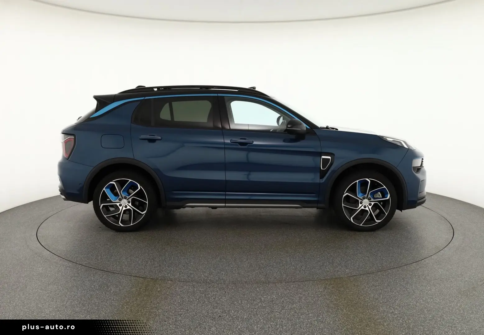 LYNC AND CO 01 1.5 TD PHEV Aut. LED ACC 360  Pano