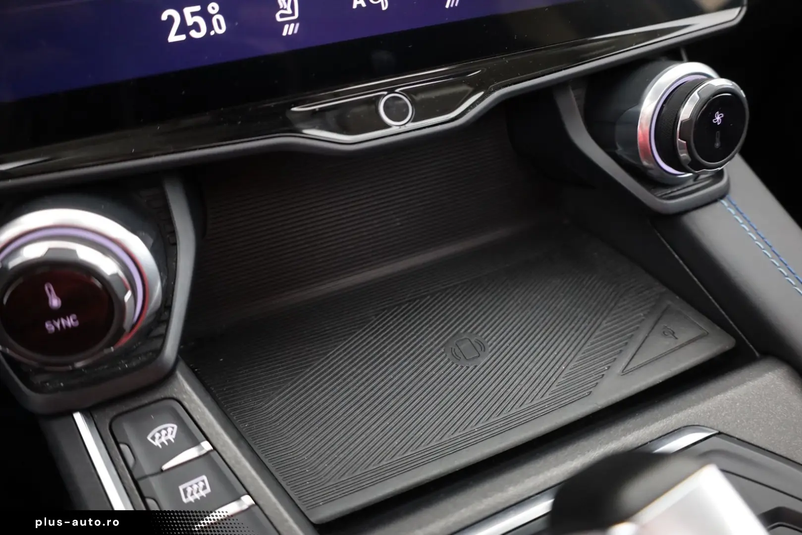 LYNC AND CO 01 1.5 TD PHEV Aut. LED ACC 360  Pano