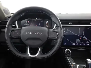 LYNC AND CO 01 1.5 TD PHEV Aut. LED ACC 360  Pano