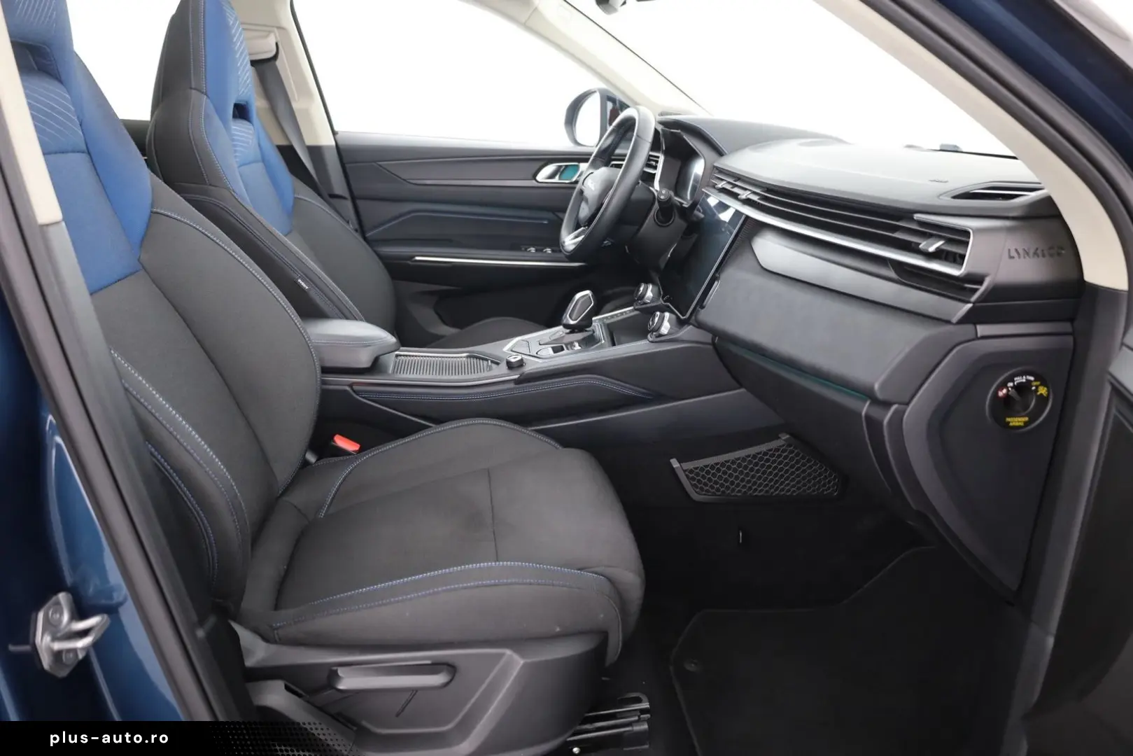 LYNC AND CO 01 1.5 TD PHEV Aut. LED ACC 360  Pano