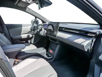 LYNC AND CO 02 200 kW More KAMERA NAVI W-LAN ACC LED PANO