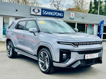 KGM Actyon 4WD  CORE LED APP CURVE NAVI KAM PDC 20Z