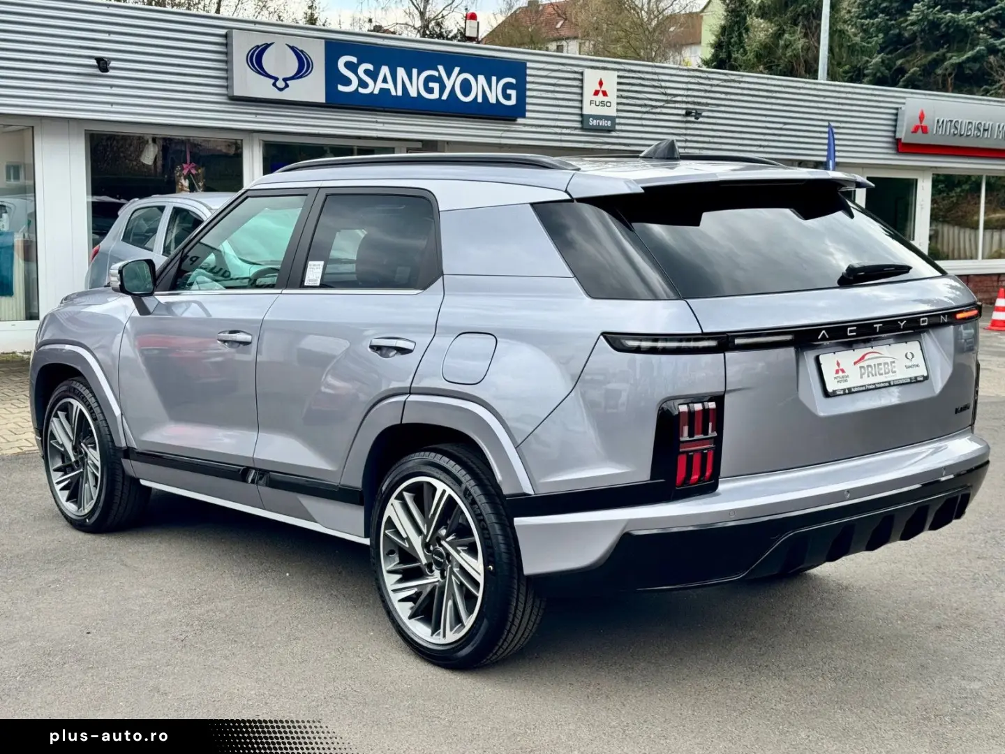 KGM Actyon 4WD  CORE LED APP CURVE NAVI KAM PDC 20Z