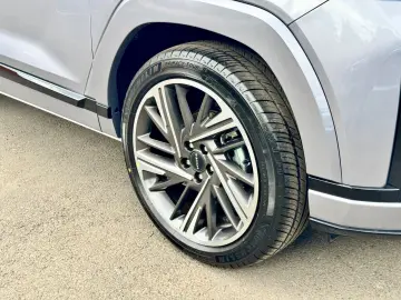 KGM Actyon 4WD  CORE LED APP CURVE NAVI KAM PDC 20Z