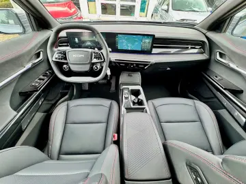 KGM Actyon 4WD  CORE LED APP CURVE NAVI KAM PDC 20Z