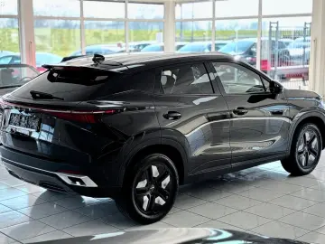 OMODA 5 EV 1.6L Premium Leder Navi Hebedach Garantie!