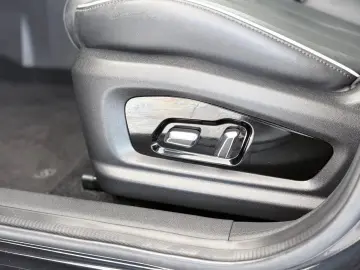 OMODA 5 EV 1.6L Premium Leder Navi Hebedach Garantie!