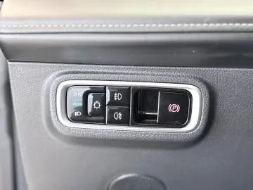 OMODA 5 EV 1.6L Premium Leder Navi Hebedach Garantie!