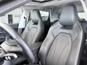 OMODA 5 EV 1.6L Premium Leder Navi Hebedach Garantie!