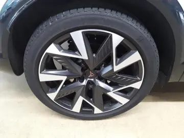 CUPRA Formentor VZ 2.0 TSI DSG 4Drive PANO AHK 5JGAR