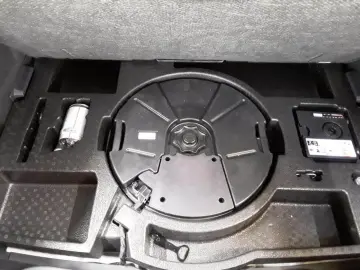 CUPRA Formentor VZ 2.0 TSI DSG 4Drive PANO AHK 5JGAR