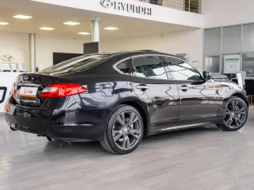 Infiniti Q70 Y51 3.0 Diesel