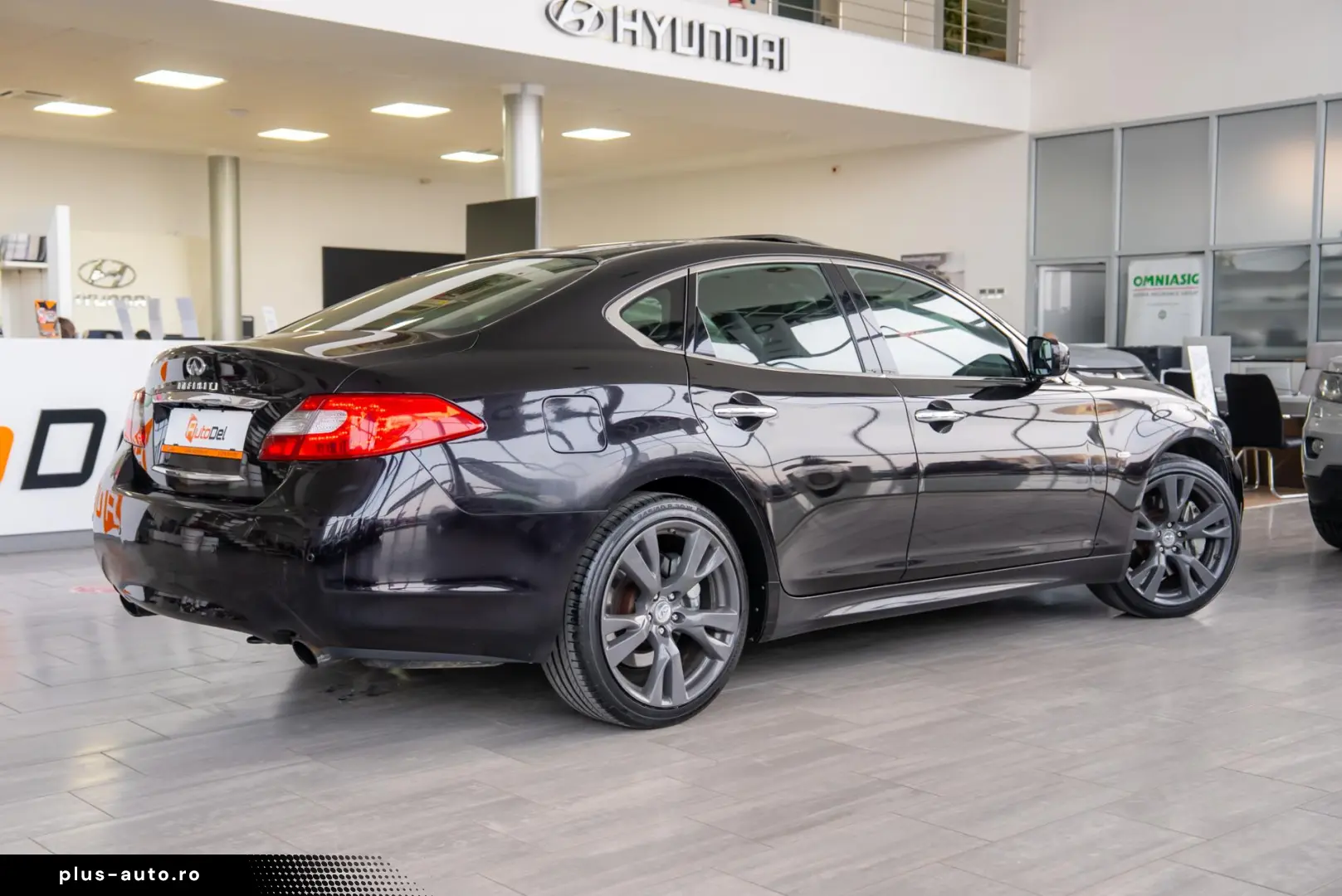 Infiniti Q70 Y51 3.0 Diesel